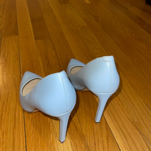 Nine West Heels / Pumps - Picture 2 of 5
